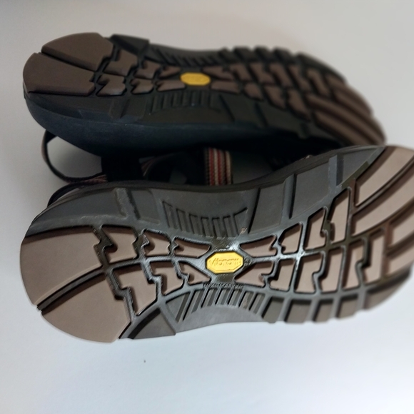 CHACO Like New Vibrant Women's Size 8W Brown and Gray Sandals - Picture 8 of 10